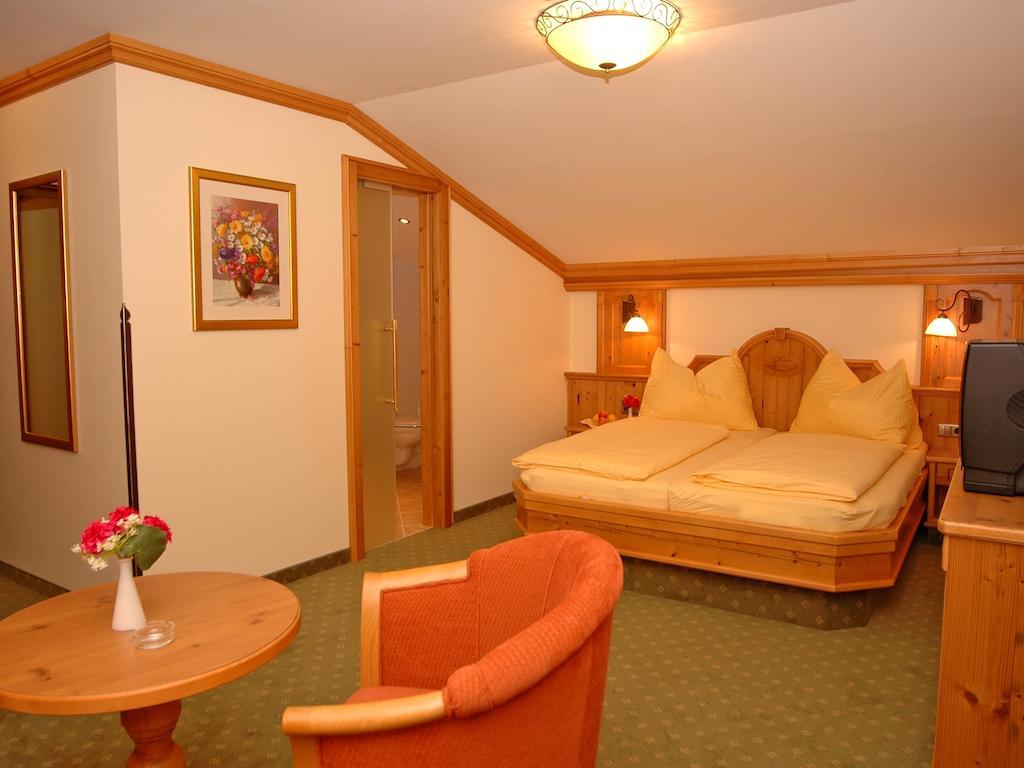 Hotel Garni Alpenland Altenmarkt im Pongau Szoba fotó