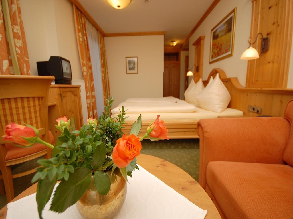 Hotel Garni Alpenland Altenmarkt im Pongau Szoba fotó