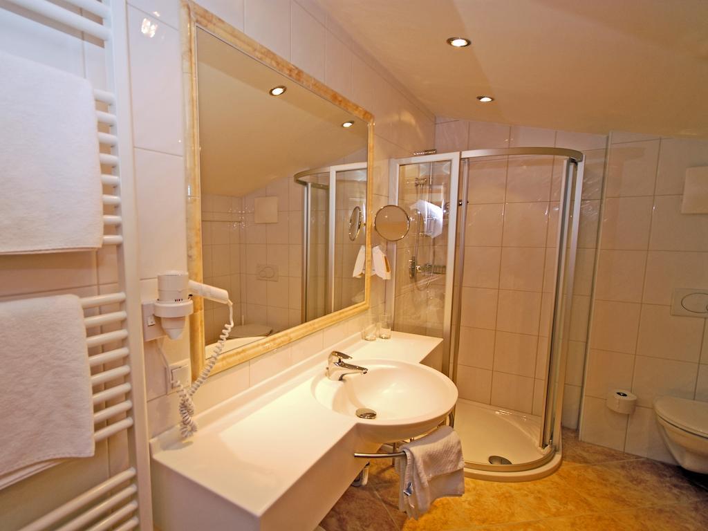 Hotel Garni Alpenland Altenmarkt im Pongau Szoba fotó